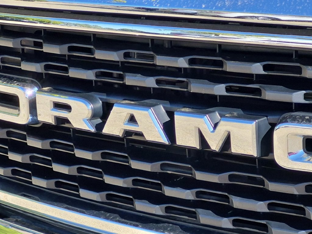 2023 RAM 1500 Big Horn Crew Cab 4x4 6'4" Box