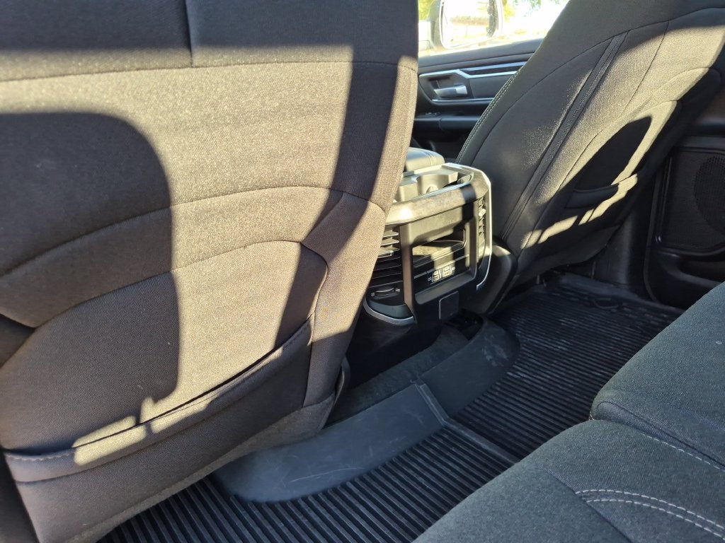 2023 RAM 1500 Big Horn Crew Cab 4x4 6'4" Box