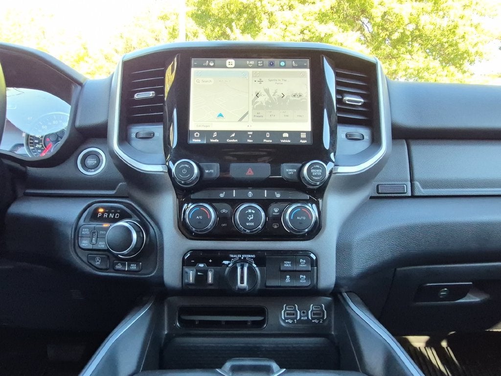 2023 RAM 1500 Big Horn Crew Cab 4x4 6'4" Box