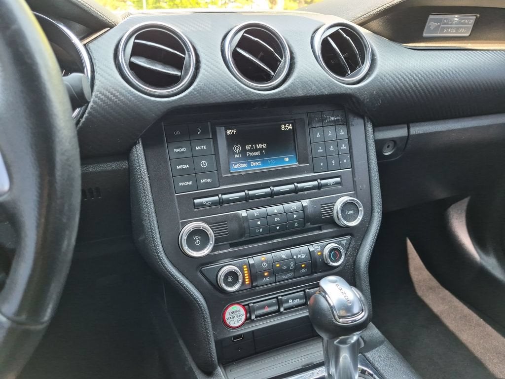 2016 Ford Mustang V6