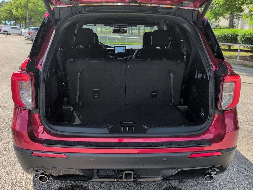 2022 Ford Explorer ST-Line