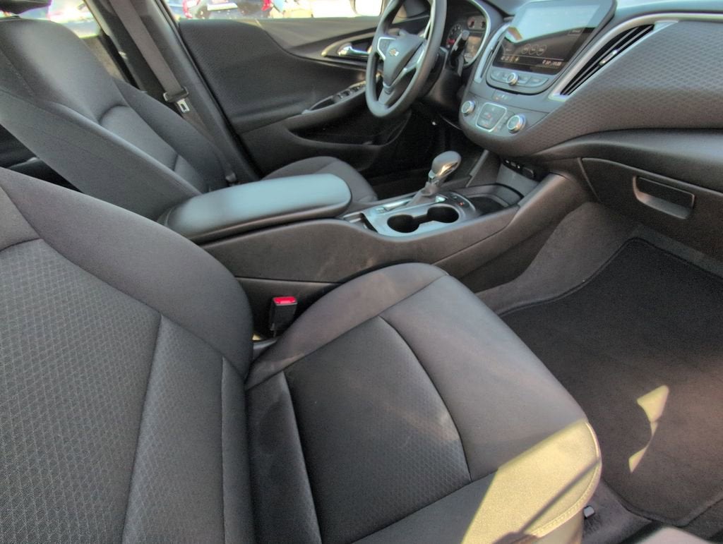 2024 Chevrolet Malibu LS