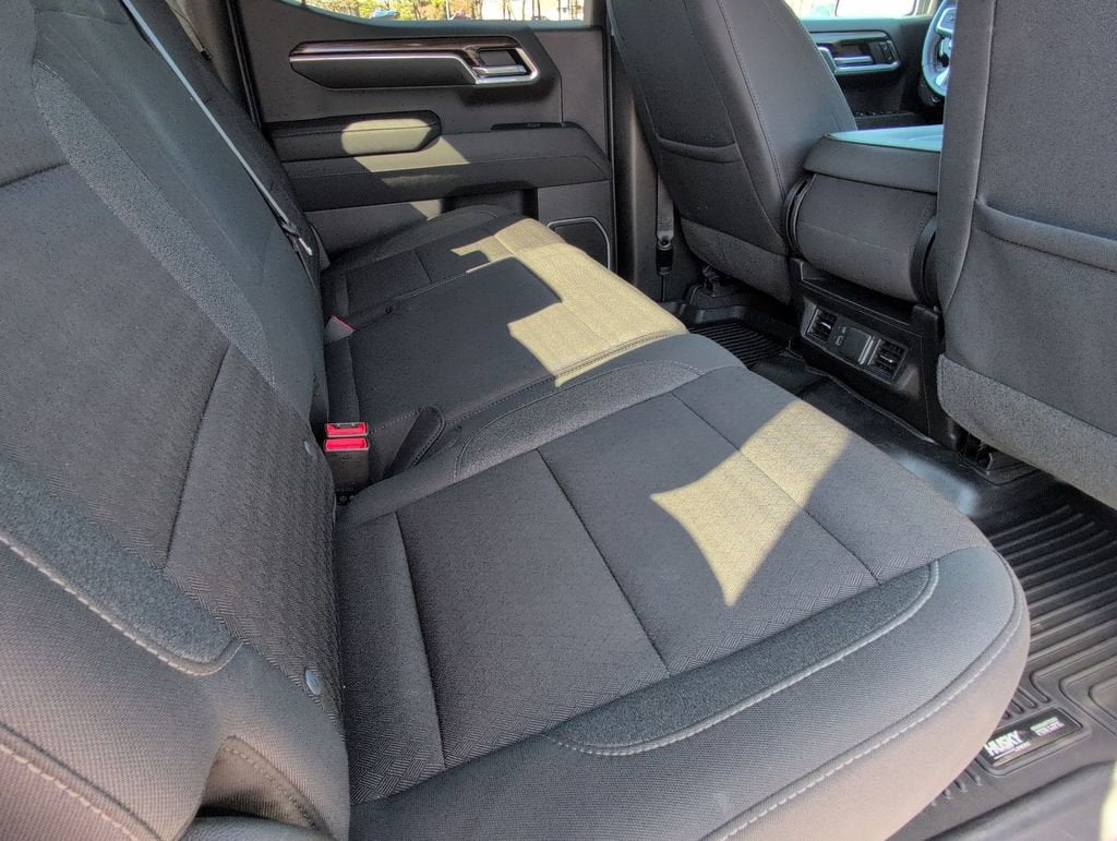 2022 Chevrolet Silverado 1500 LT (2FL)