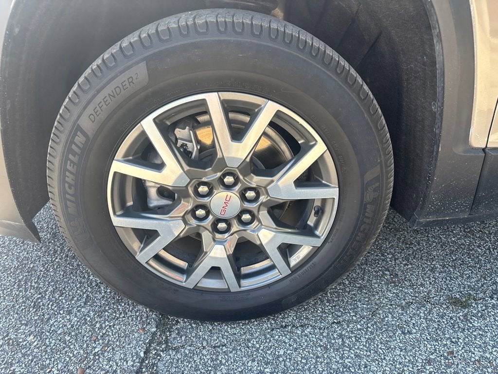 2023 GMC Acadia SLE