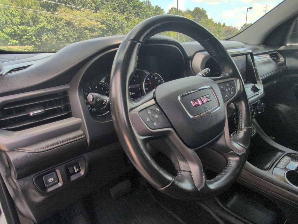 2021 GMC Acadia AT4
