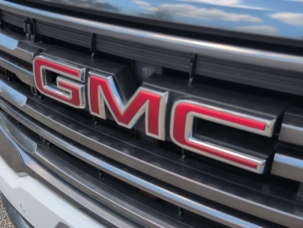 2021 GMC Acadia AT4