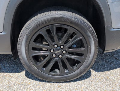2022 GMC Acadia SLT