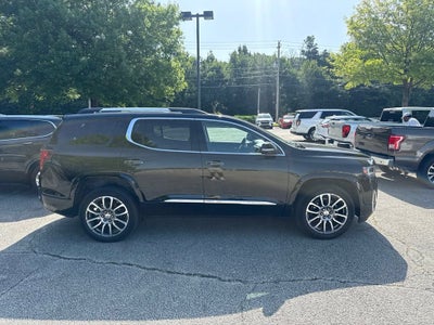 2023 GMC Acadia Denali