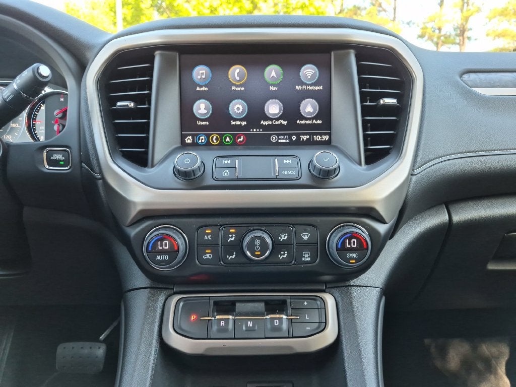 2023 GMC Acadia Denali