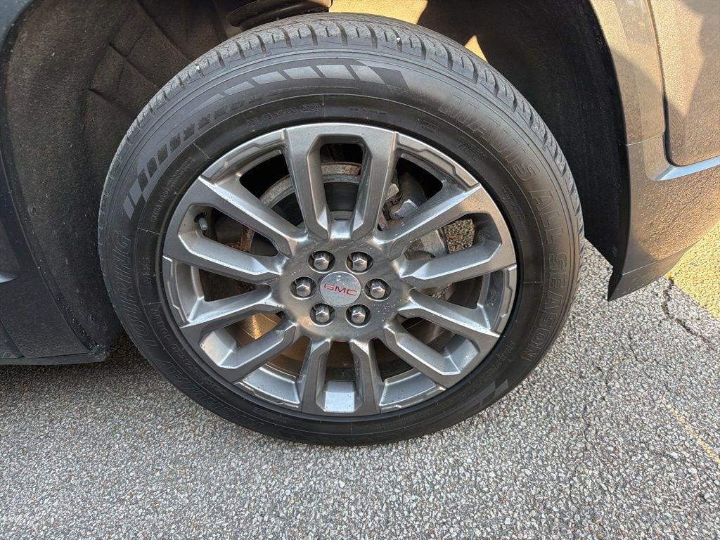 2020 GMC Acadia Denali