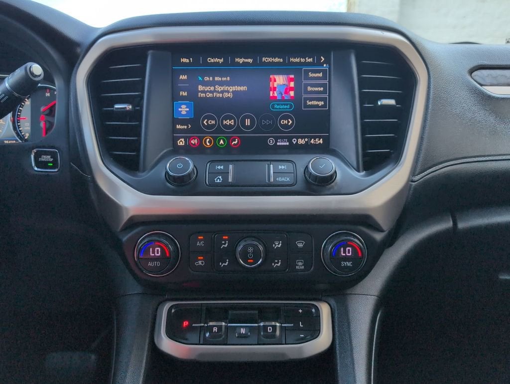 2020 GMC Acadia Denali