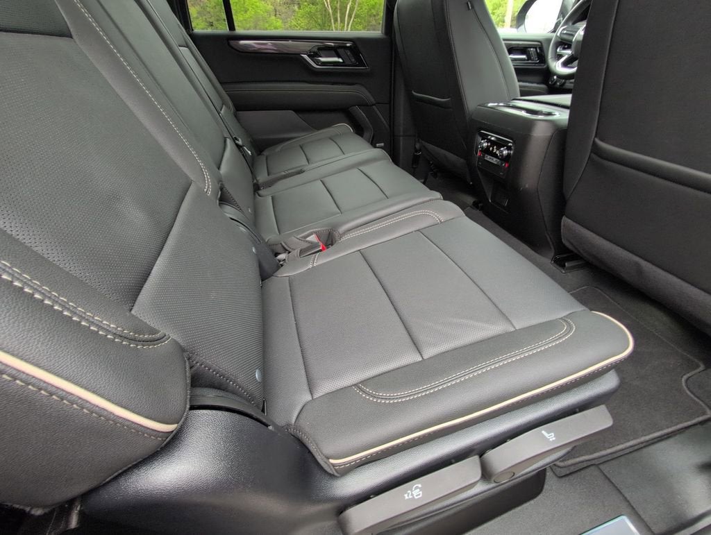 2025 GMC Yukon XL Elevation