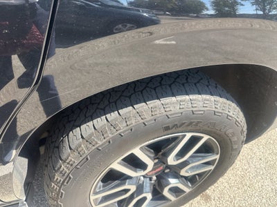 2022 GMC Yukon AT4