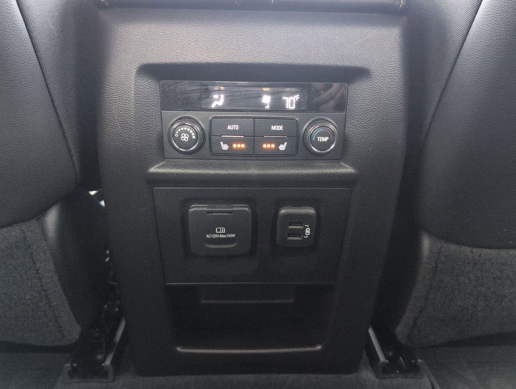 2022 Chevrolet Traverse Premier