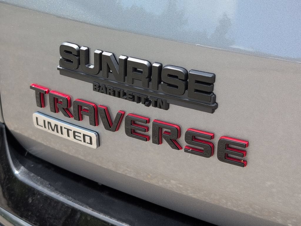 2024 Chevrolet Traverse Limited Premier