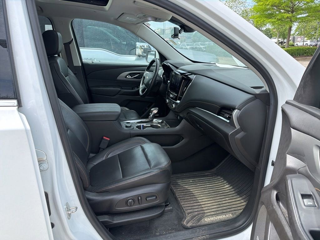 2021 Chevrolet Traverse LT Leather