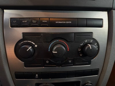 2005 Jeep Grand Cherokee Laredo