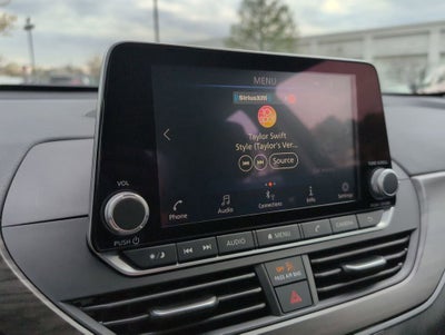 2025 Nissan Altima SV FWD