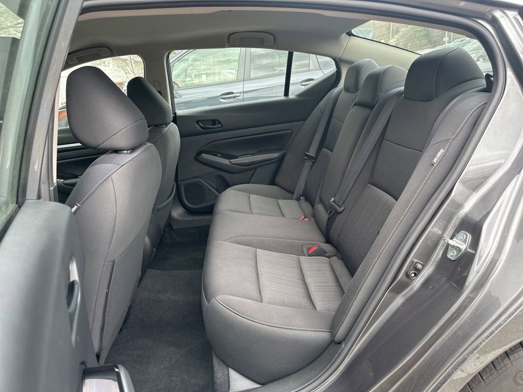 2023 Nissan Altima SV FWD