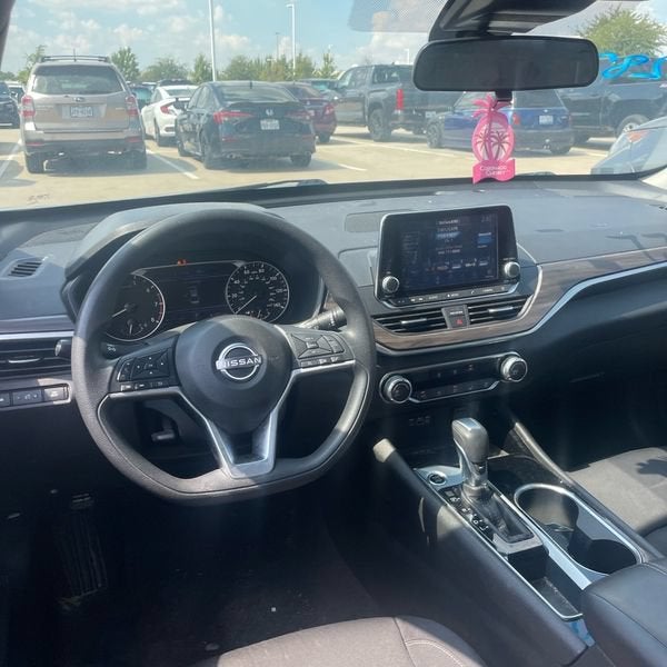 2024 Nissan Altima SV FWD