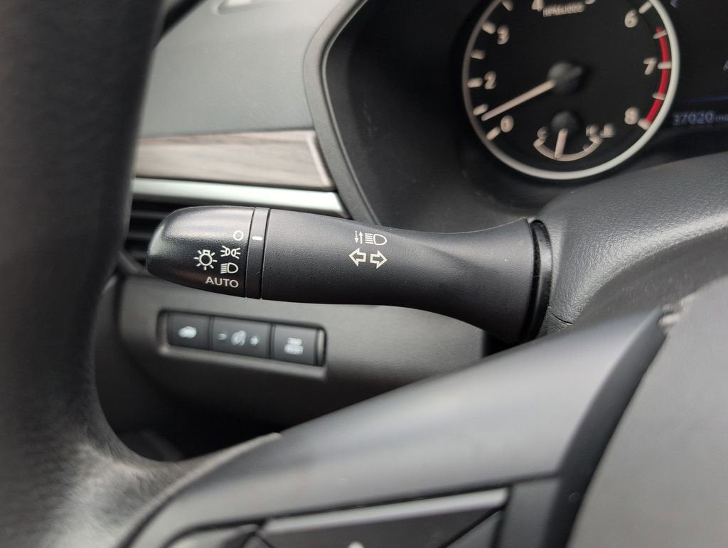 2024 Nissan Altima SV FWD