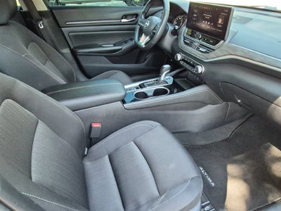 2024 Nissan Altima SV FWD