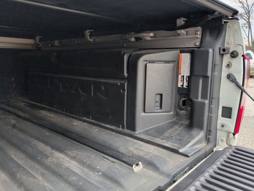 2017 Nissan TITAN Platinum Reserve