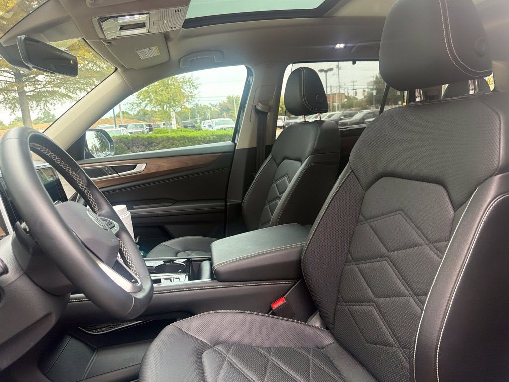 2024 Volkswagen Atlas 2.0T SE w/Technology