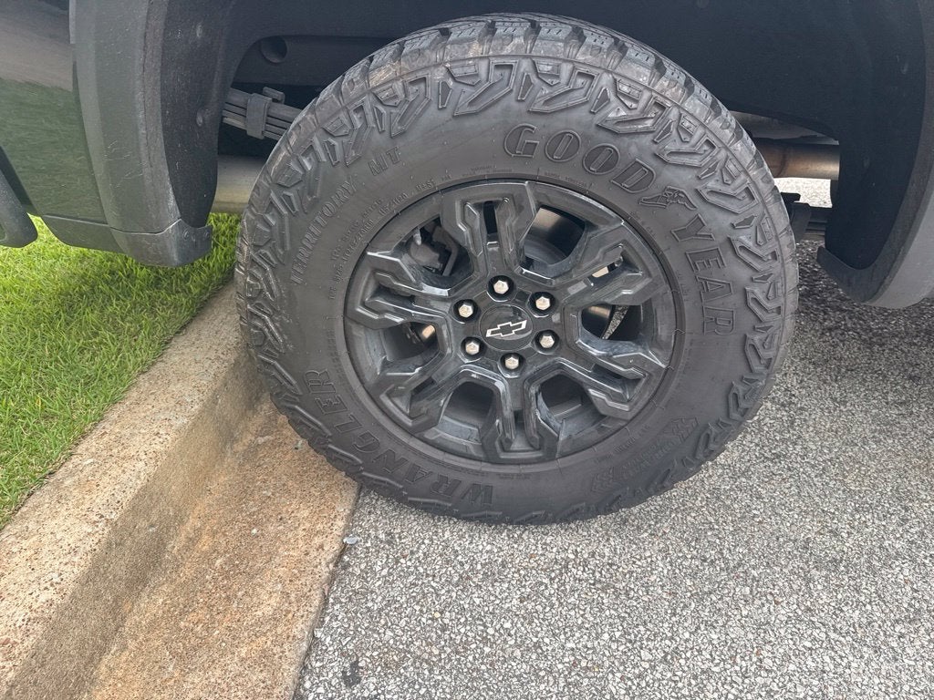 2023 Chevrolet Silverado 1500 ZR2