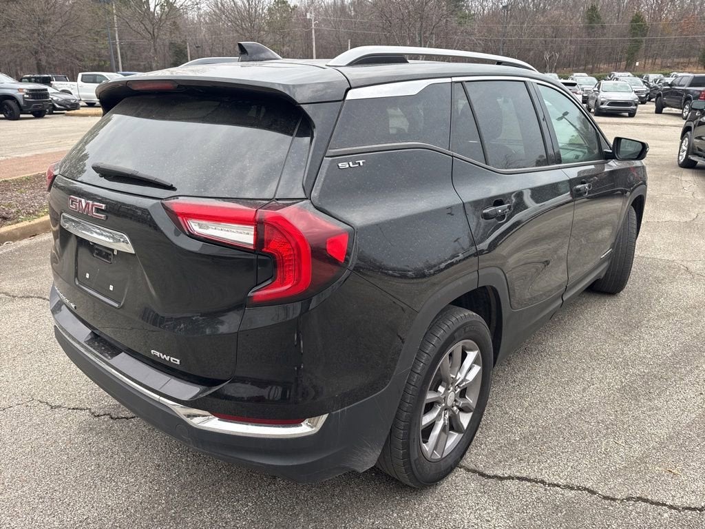 2024 GMC Terrain SLT