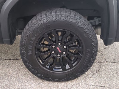 2023 GMC Sierra 1500 AT4X