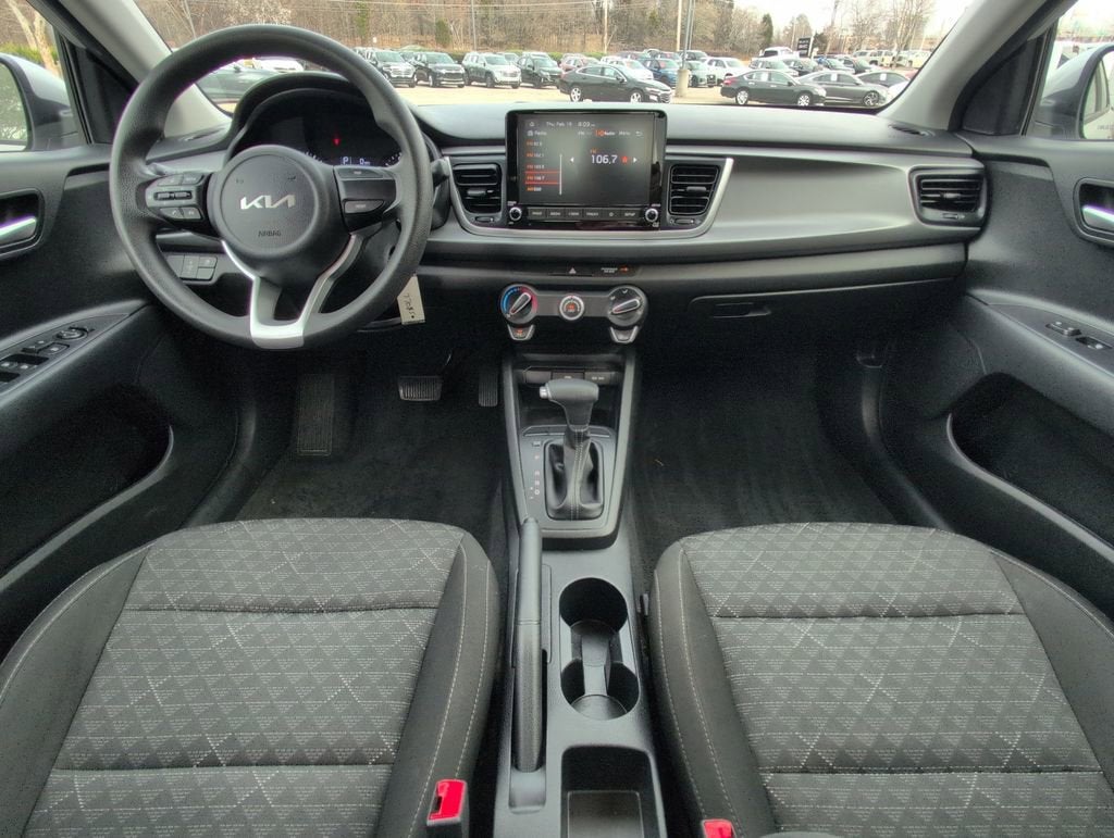 2023 Kia Rio LX