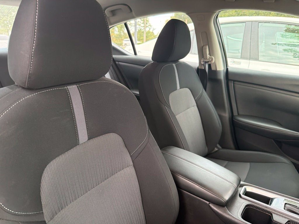 2023 Nissan Sentra SV Xtronic CVT