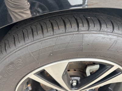 2021 Nissan Sentra SV Xtronic CVT