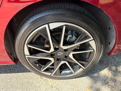 2024 Nissan Sentra SR Xtronic CVT