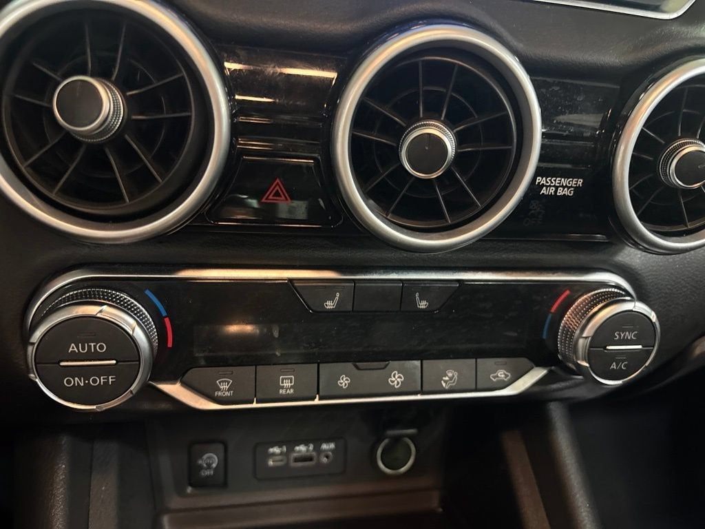 2024 Nissan Sentra SR Xtronic CVT