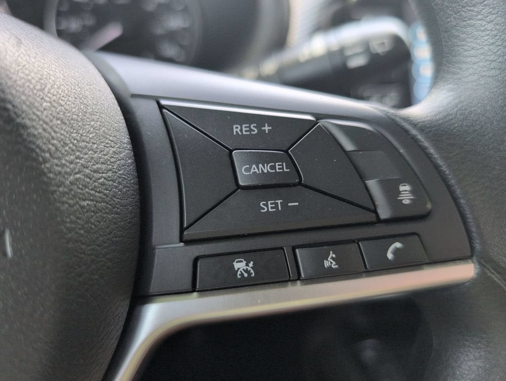 2023 Nissan Kicks SV Xtronic CVT