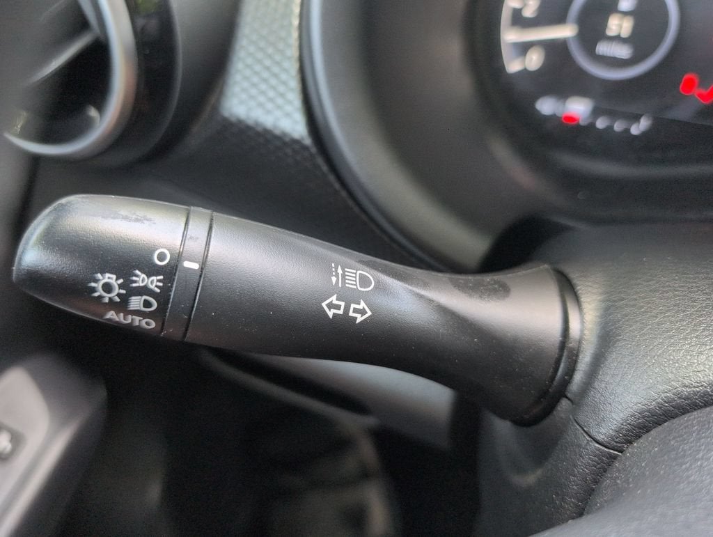 2023 Nissan Kicks SV Xtronic CVT