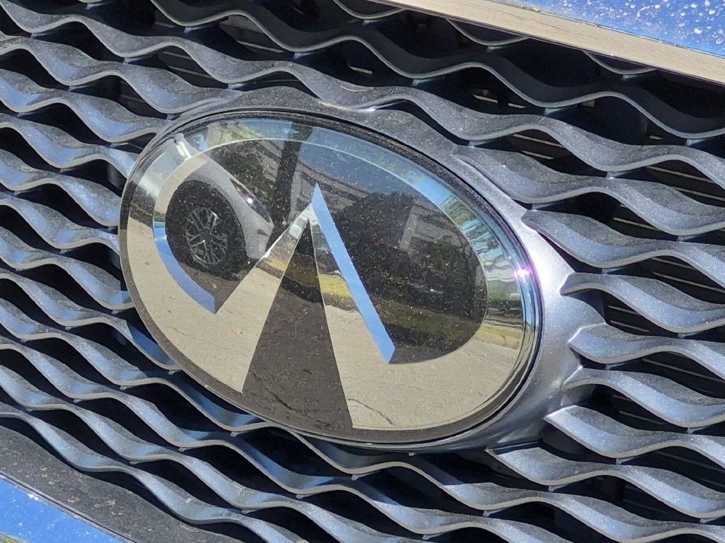 2023 INFINITI QX50 LUXE AWD