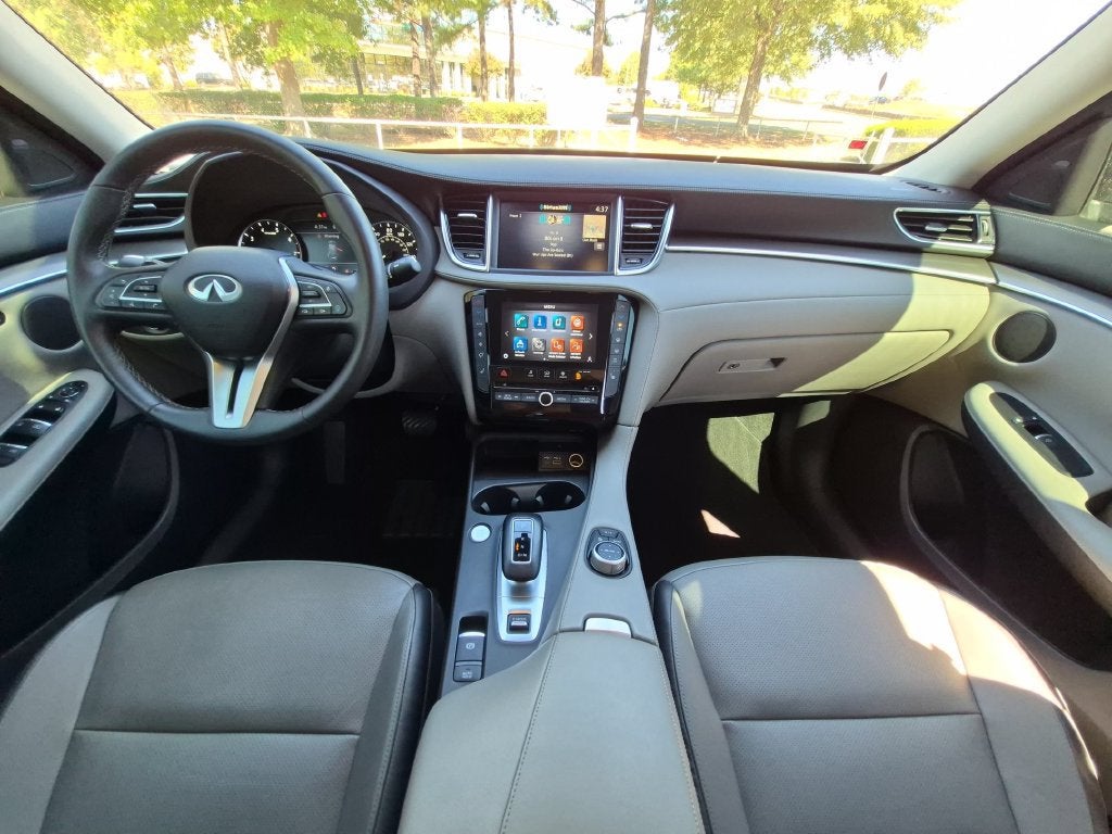 2023 INFINITI QX50 LUXE AWD