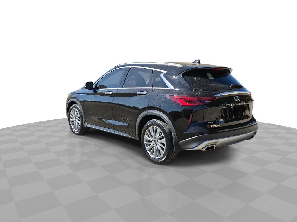 2023 INFINITI QX50 LUXE AWD