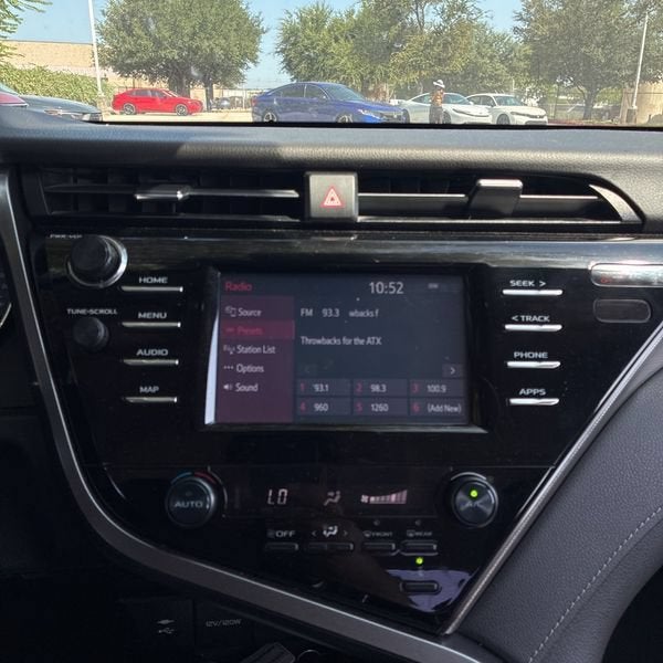 2019 Toyota Camry SE