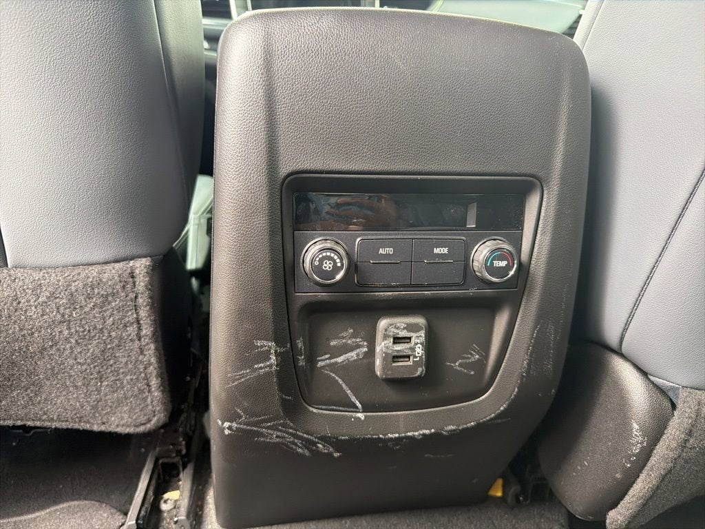 2022 Buick Enclave Essence