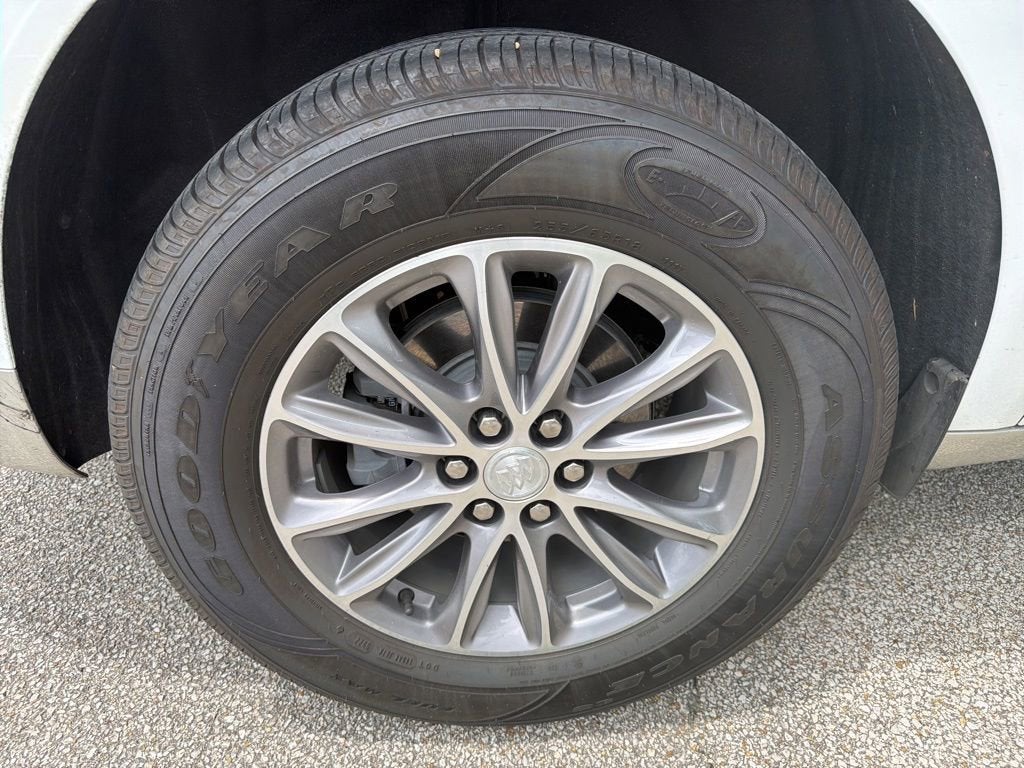 2022 Buick Enclave Essence