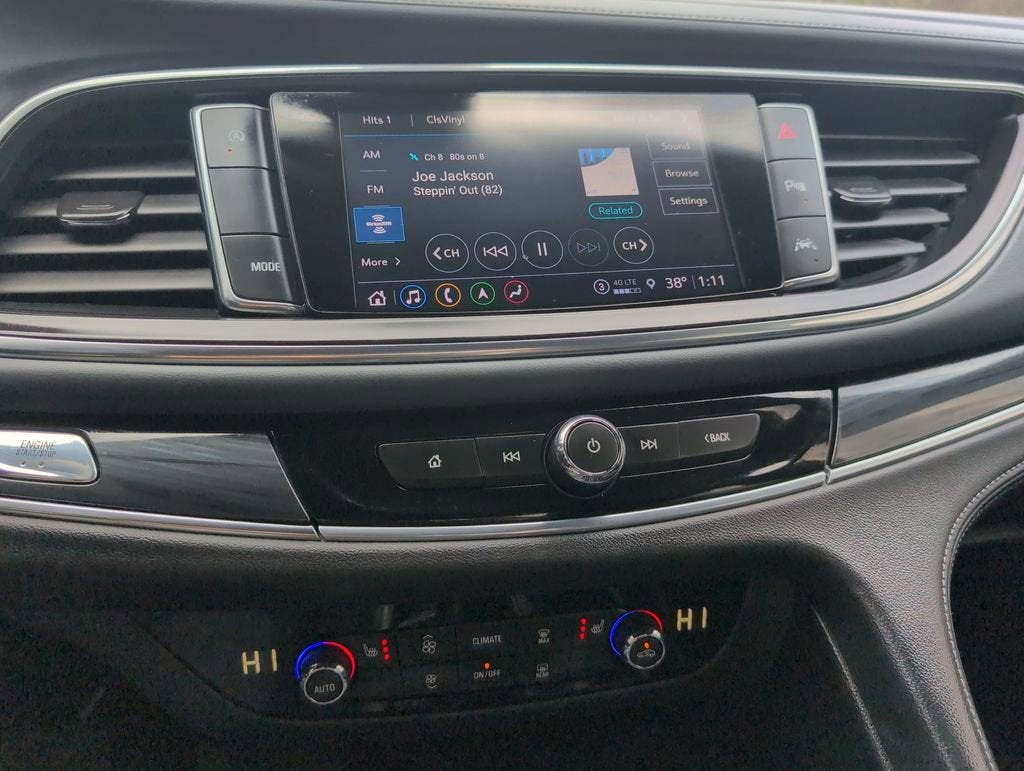 2022 Buick Enclave Essence