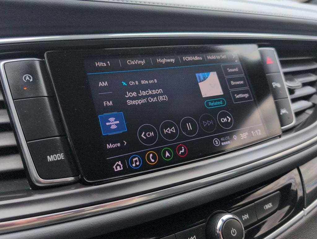 2022 Buick Enclave Essence