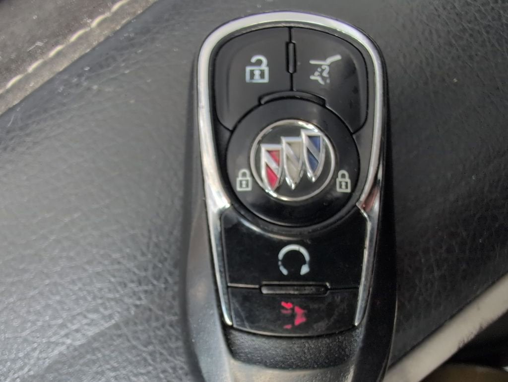 2022 Buick Enclave Essence