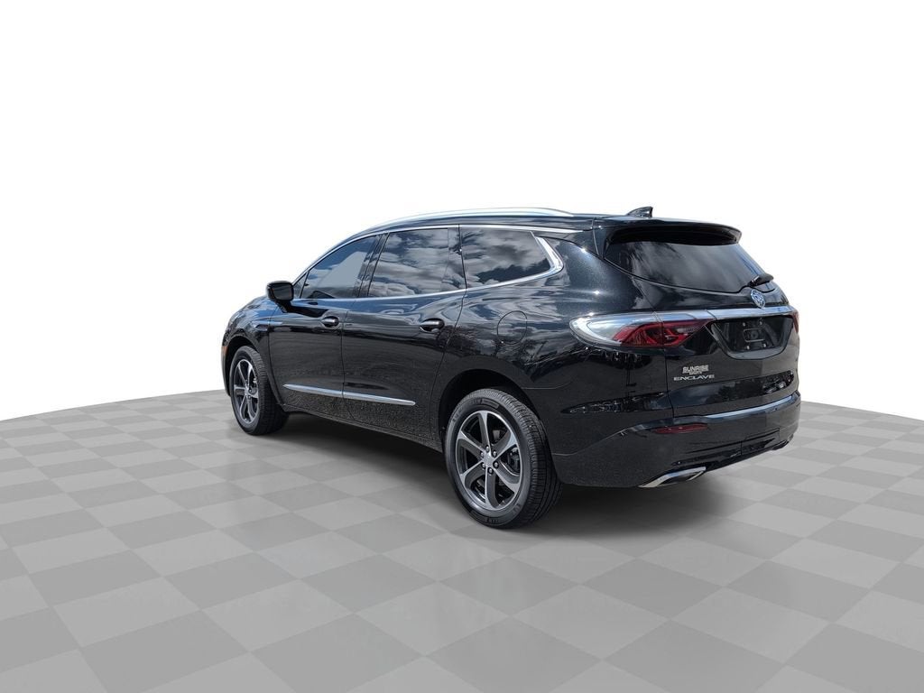 2022 Buick Enclave Essence