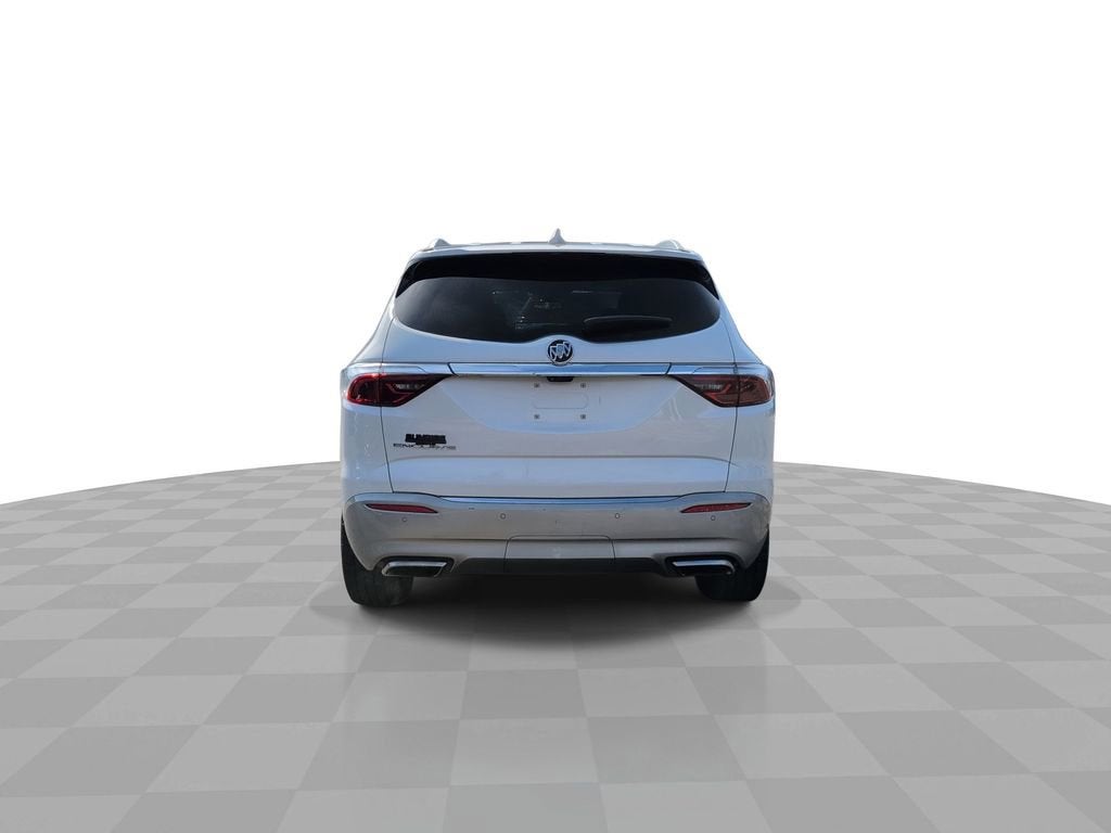 2022 Buick Enclave Essence