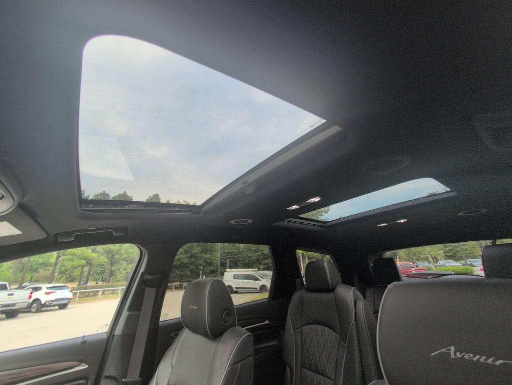 2024 Buick Enclave Avenir